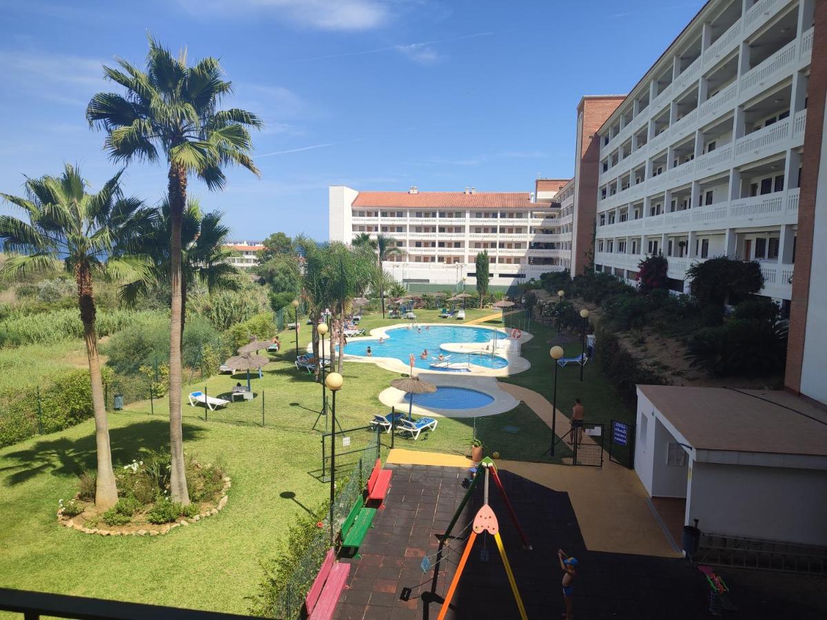 Apartamento Junto A La Playa Zona Tranquila مانيلفا المظهر الخارجي الصورة