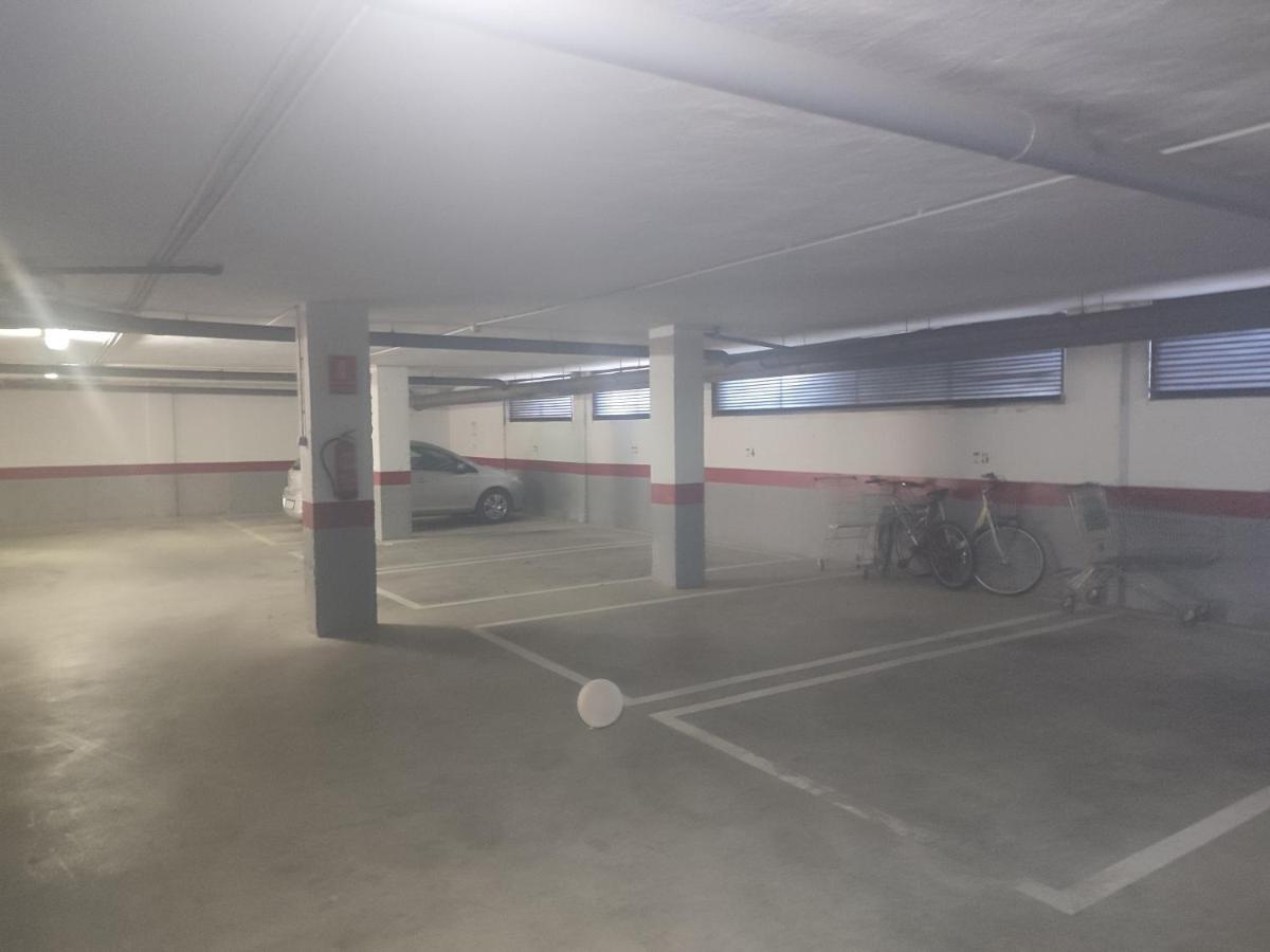 Apartamento Junto A La Playa Zona Tranquila مانيلفا المظهر الخارجي الصورة