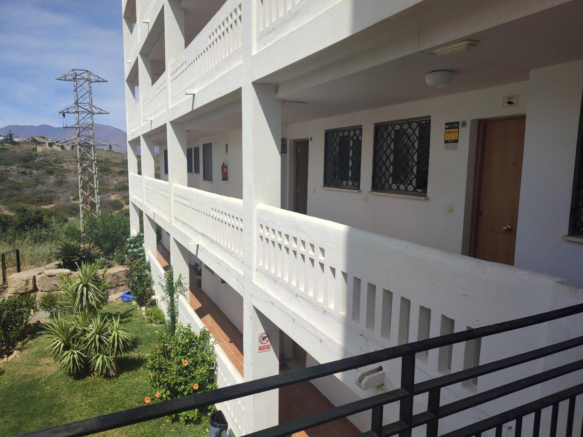 Apartamento Junto A La Playa Zona Tranquila مانيلفا المظهر الخارجي الصورة
